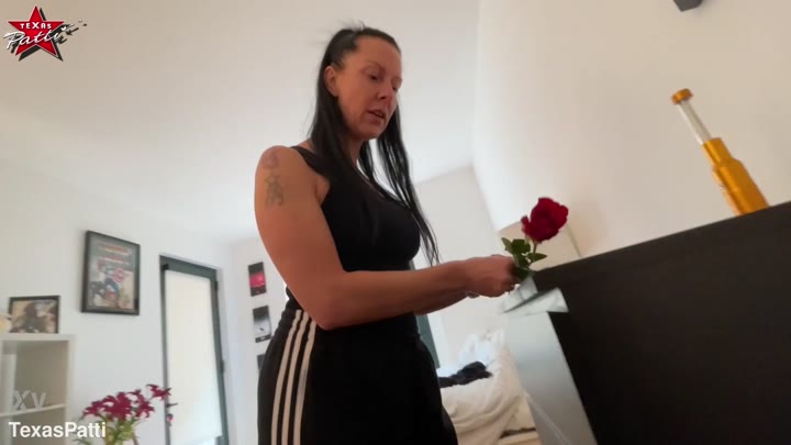 TexasPatti – Der reife Patrick füllt meine Muschi mit seinem Sperma