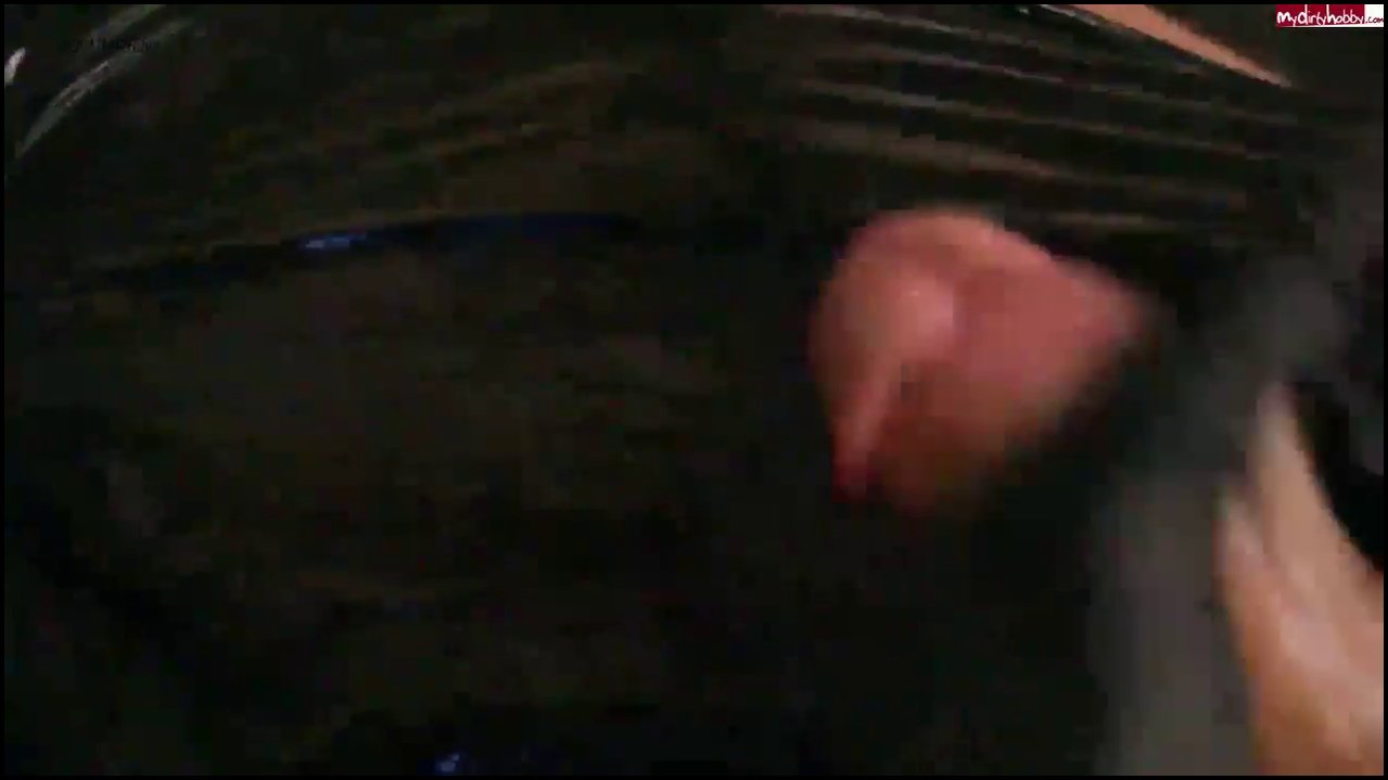 Privatdom – Sklave abgemolken