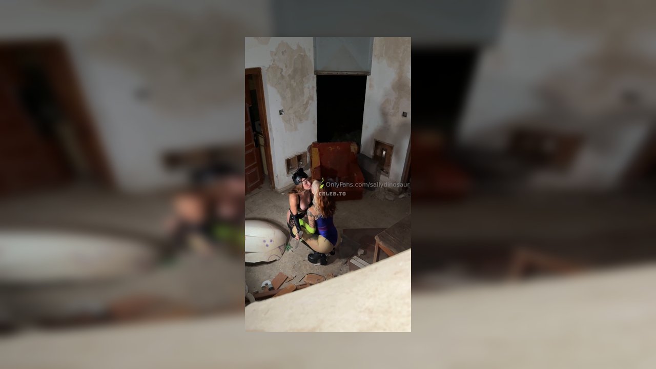 SallyDinosaur – Spooky Halloween Season ist da