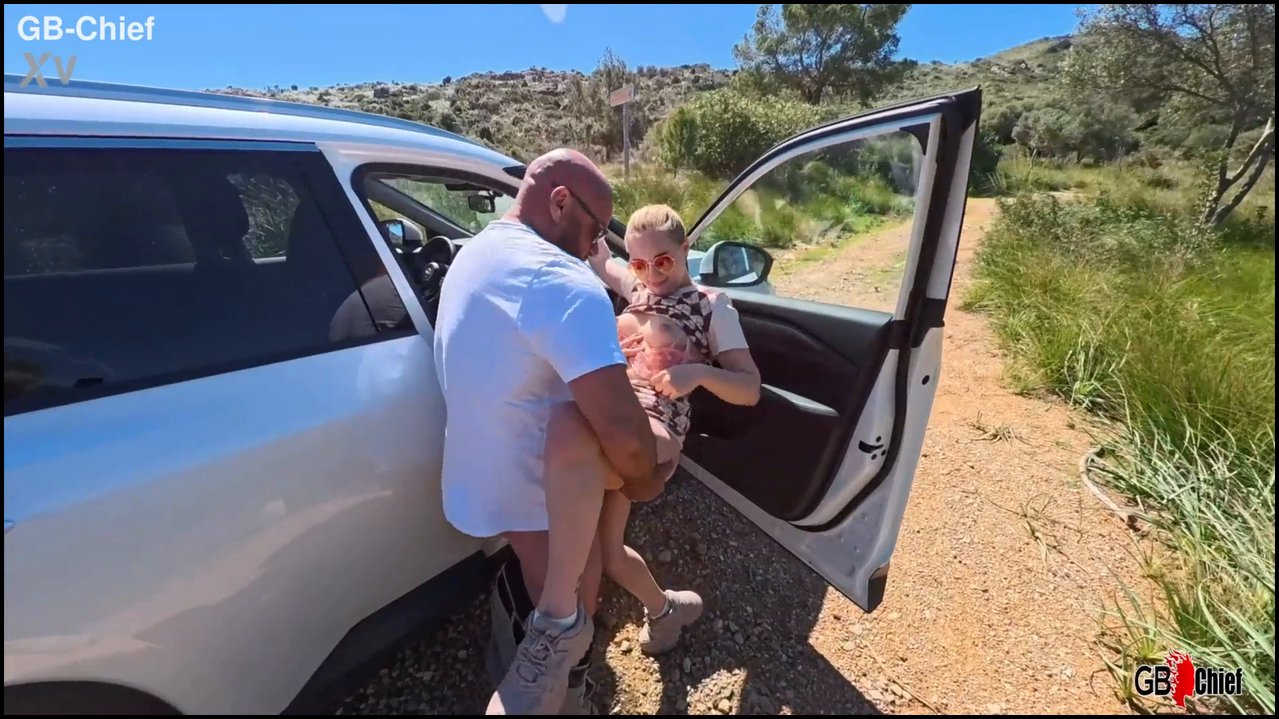 GB-Chief – Junges, sexy Mädchen hat Outdoor Sex mit älterem Mann