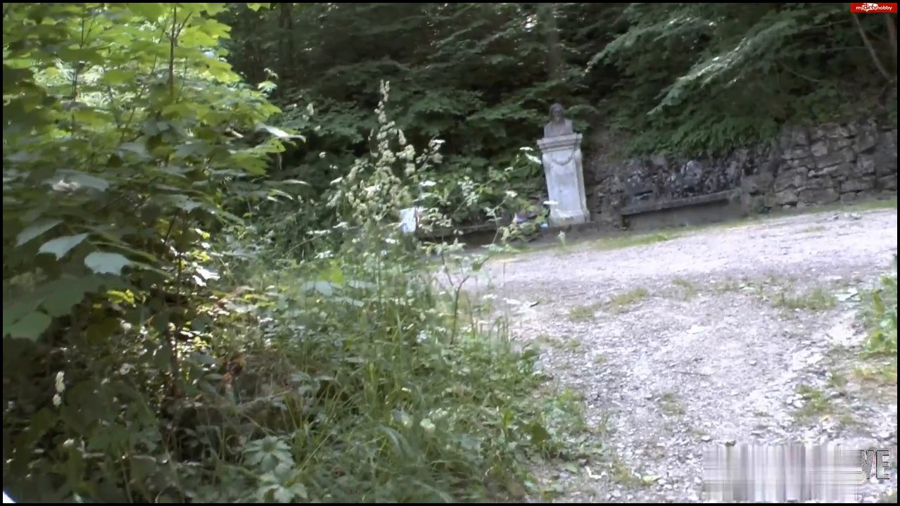 Sandy4Love – Im PARK von ORDNUNGSHÜTER erwischt