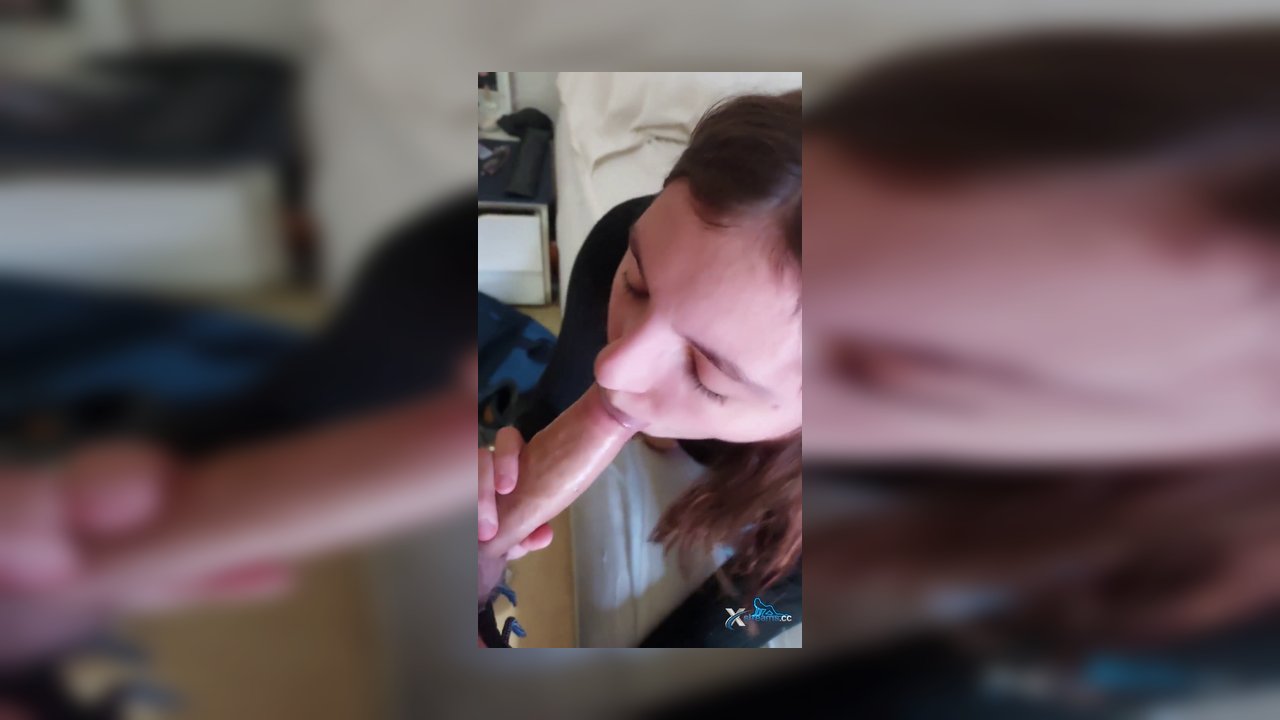 Softbrattypuppy – Deutsche amateurin wird im doggystyle gefickt und von ihrem freund gefickt