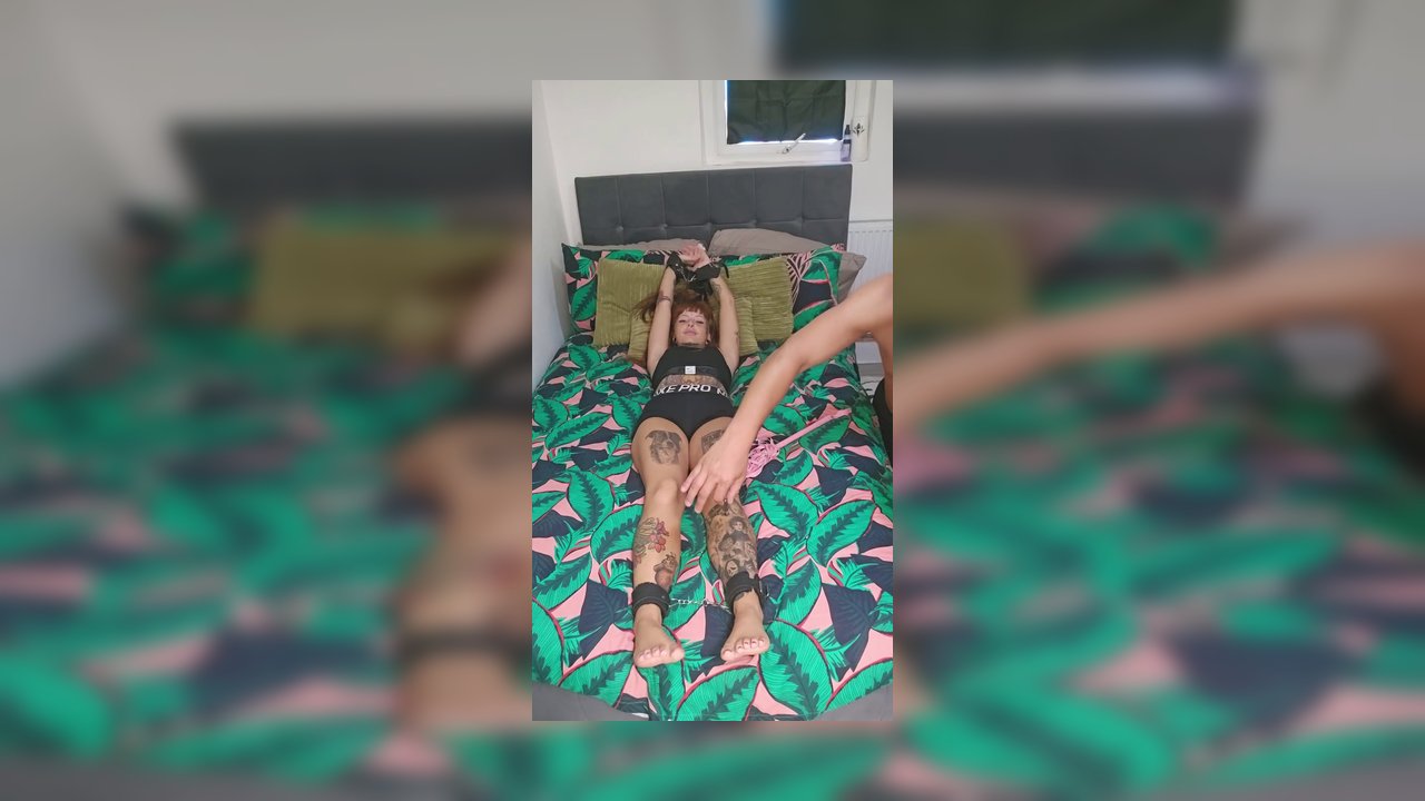 Yourfavecumslut – Kitzeln meiner freundin