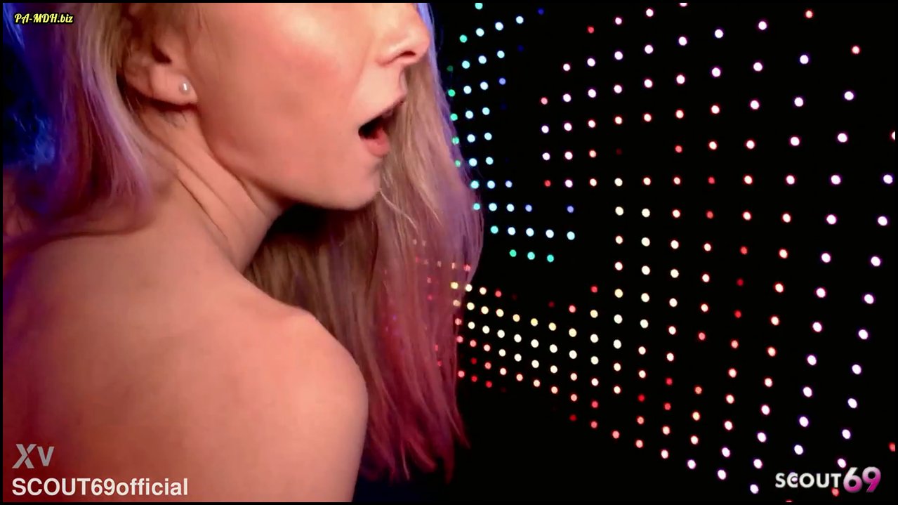 Aurel-Mark – Durchtrainiertes Model ViviVallentine mit perfekten Brüsten verführt und POV gefickt