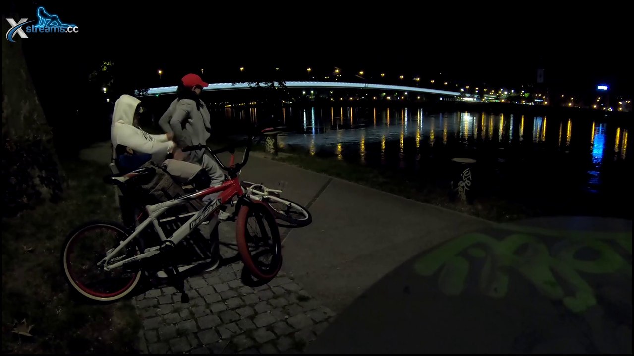 DedeDeville – Riskanter Und Schneller sex in Der Öffentlichkeit Mit Meinem Stiefbruer