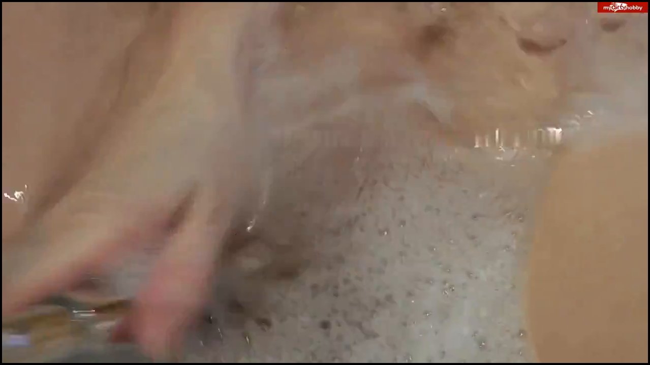 Dirty-Tina – Badevergnügen Part 1