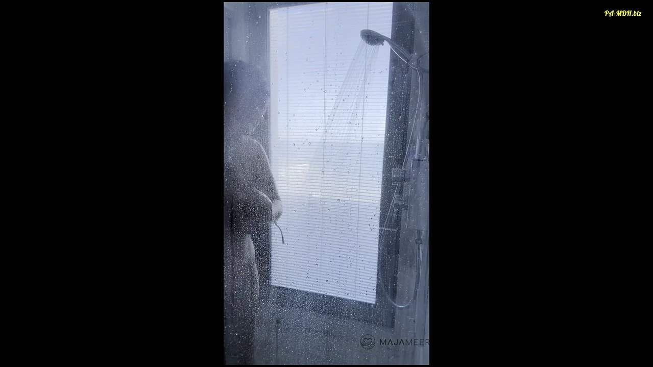 Maja-Meer – Allein in der Dusche aber du bist eingeladen