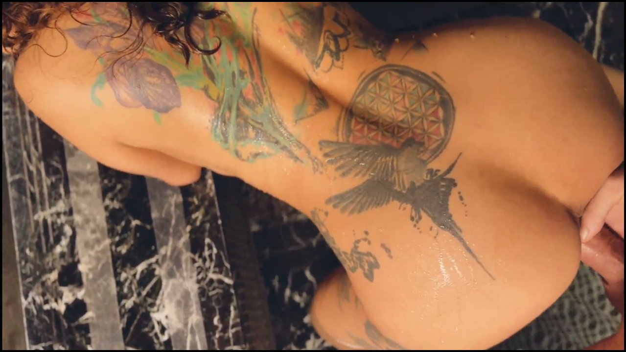 MaraWalks – ÄRGER wegen Hotel Quicky im POOL