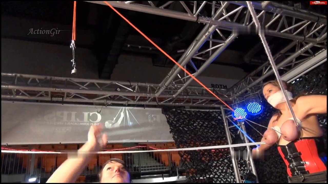 ActionGirl – Bondage-Folter auf dem Sybian 34