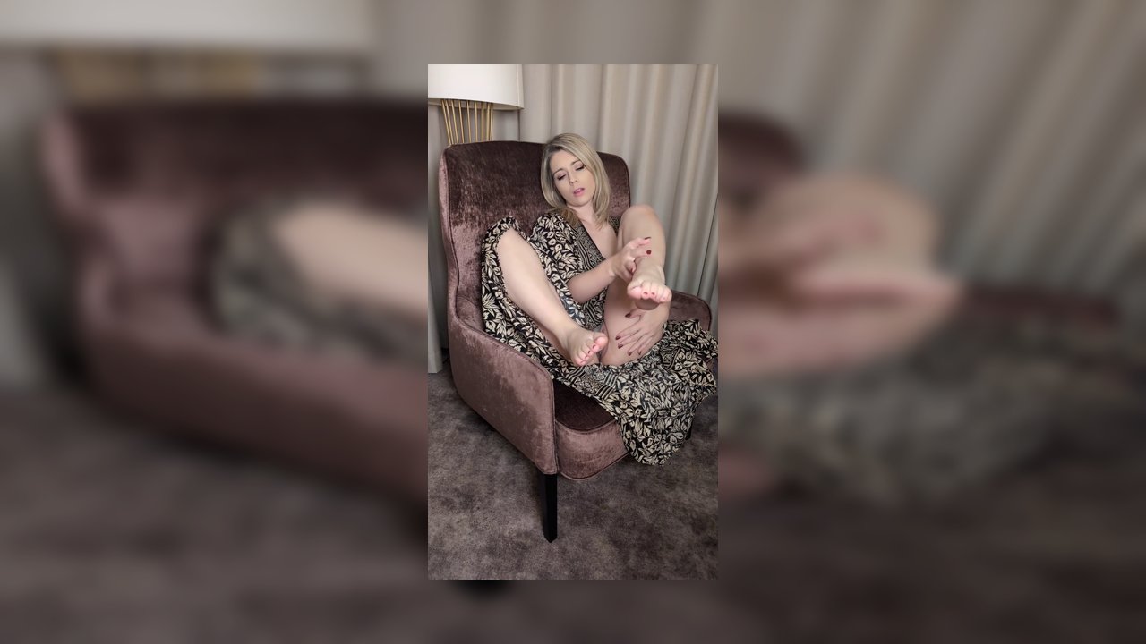 Lisaonthemoon – Oh Gefallen Dir Etwa Meine Füße