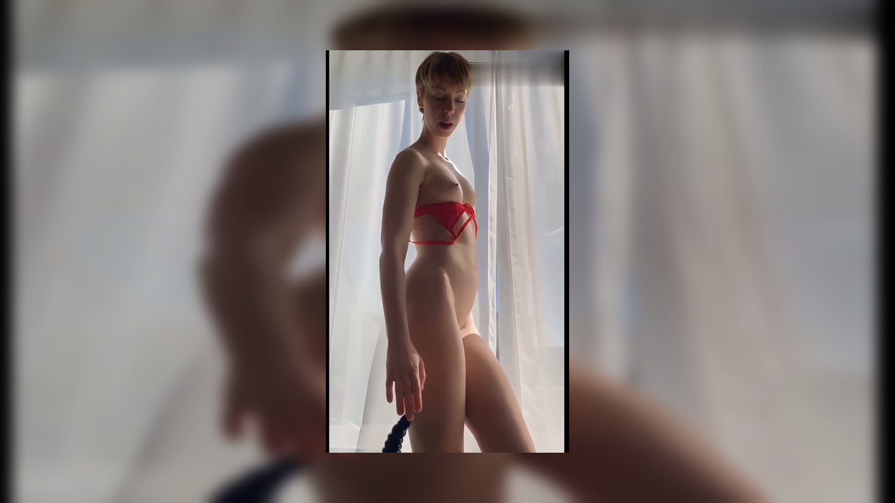 dieveganerin – Meinen riesen Schwarzen Dildo geil abreiten