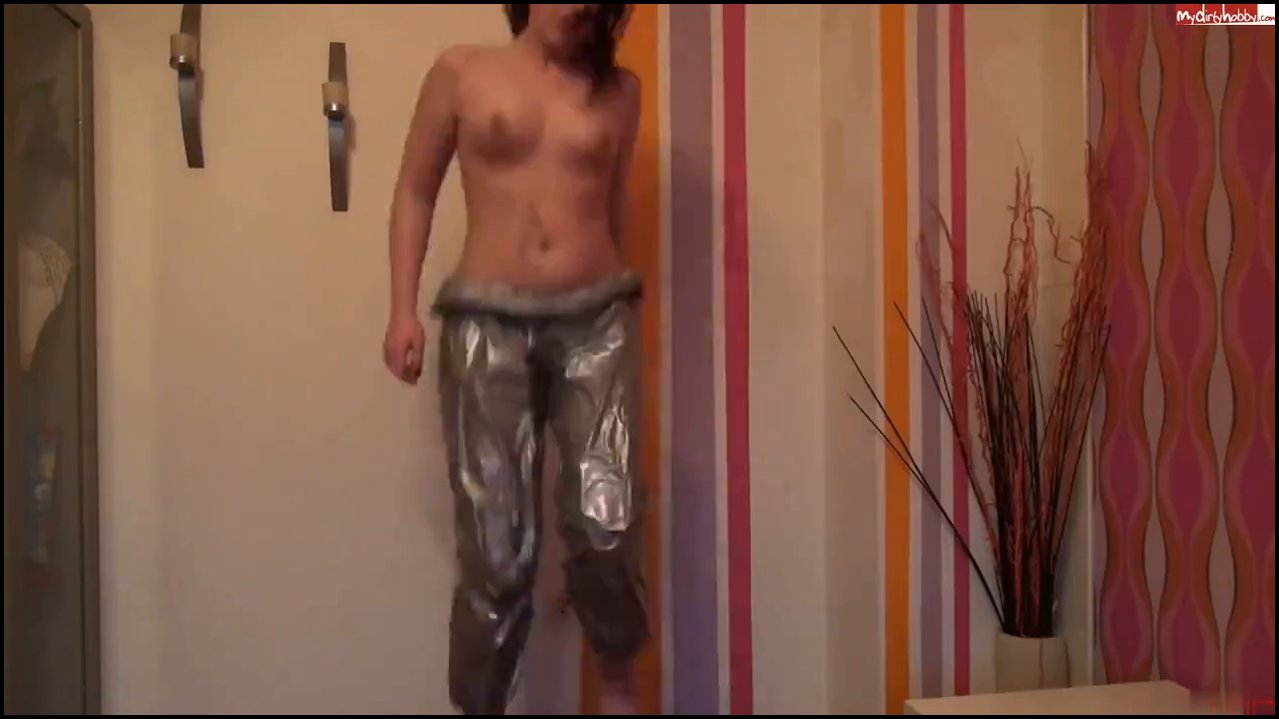 FetishWorld – Workout im Saunaanzug