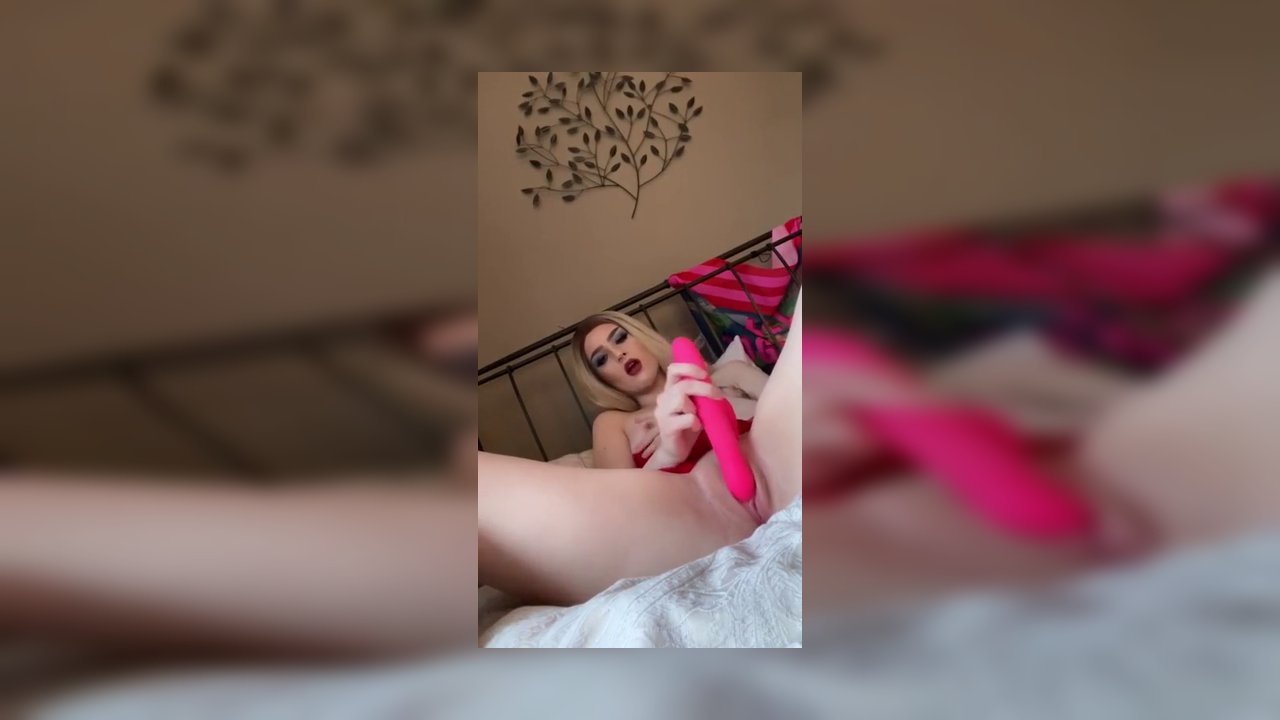 Lulu Martinez – MICH IN DEN ARSCH FICKEN, BIS ICH KOMME