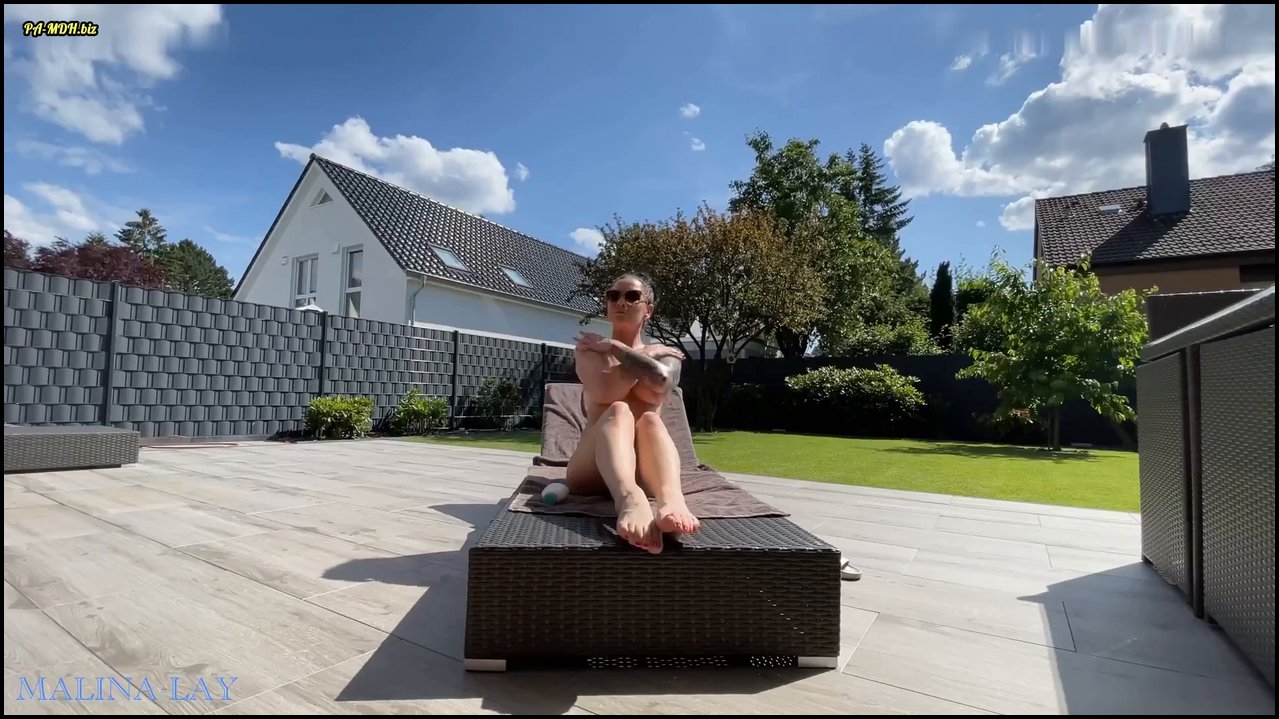 MalinaLay – Auf der Terasse entspannen, einölen und sich verwöhnen