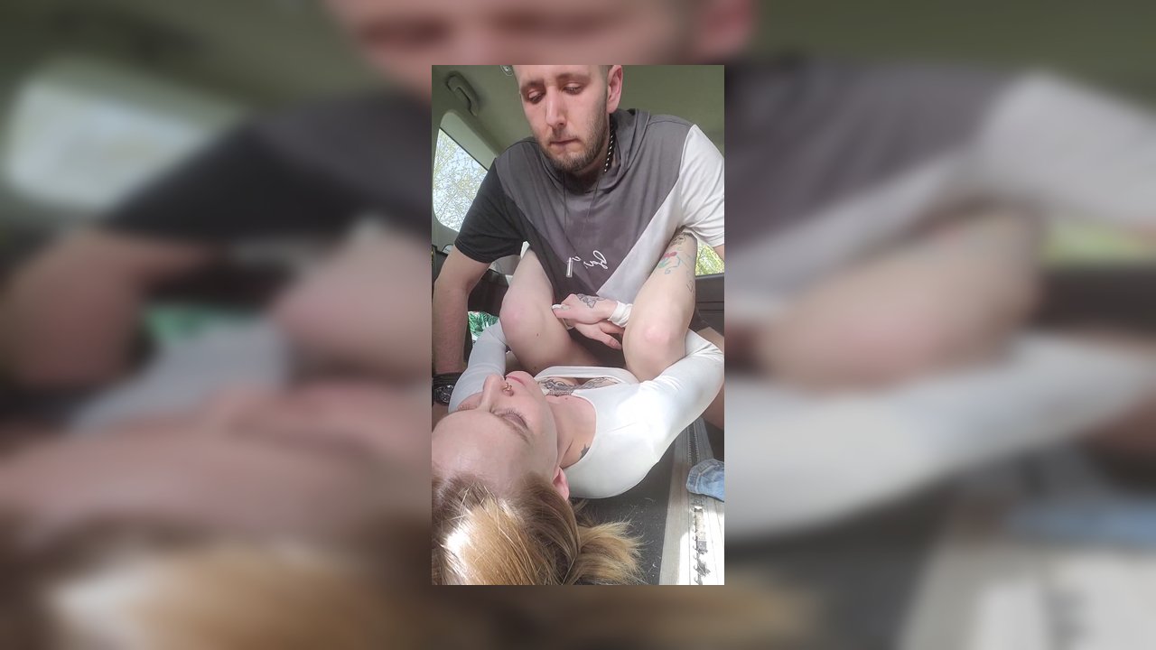 tomundsherry04 – Sex im Auto – Mega Hot