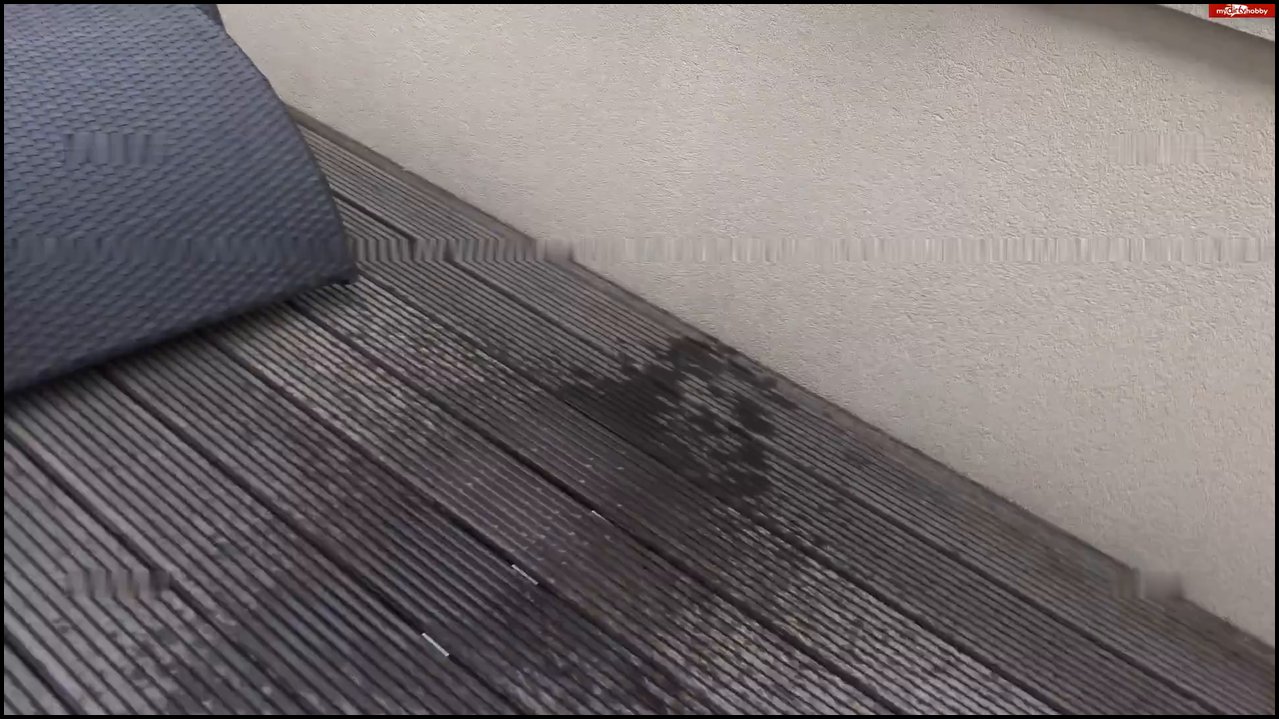 BlackSophie – ABSCHIEDSGESCHENK TERASSENPISS