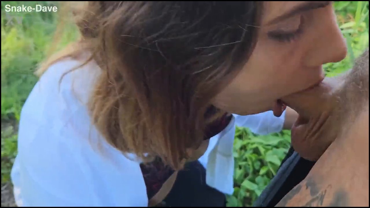 Mila-Hase – Ich schlucke von jedem das Sperma – SnakeDave